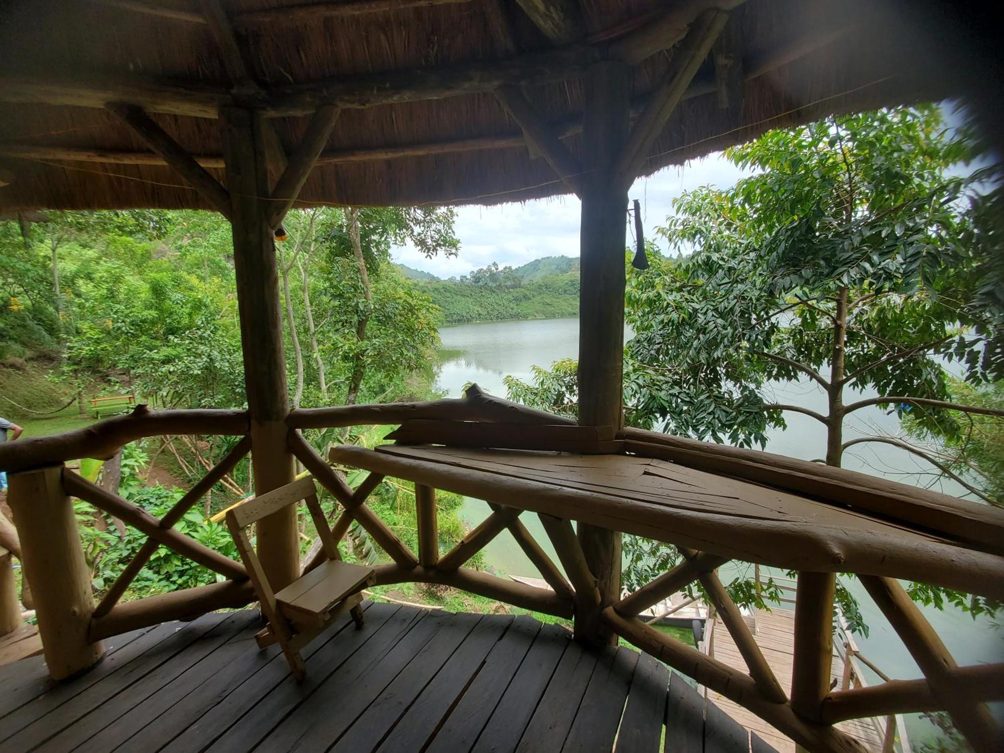 Dave The Cave Eco Lodge And Cultural Campsite Rubirizi Exterior photo